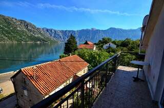 Апартаменты Apartments Djurovic Котор Апартаменты с 1 спальней, балконом и видом на море (для 4 взрослых)-4