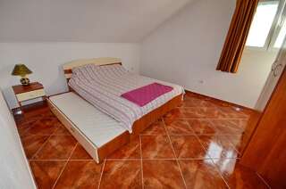 Апартаменты Apartments Djurovic Котор Апартаменты с 1 спальней, балконом и видом на море (для 4 взрослых)-8