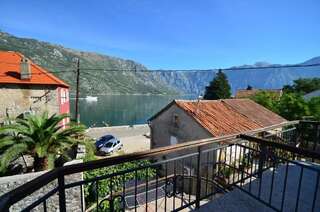 Апартаменты Apartments Djurovic Котор Апартаменты с 1 спальней, балконом и видом на море (для 3 взрослых)-15